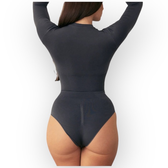 Pinsy Long Sleeve Butter Sculpt Seamless Shapewear Bodysuit - Picture 3 of 9